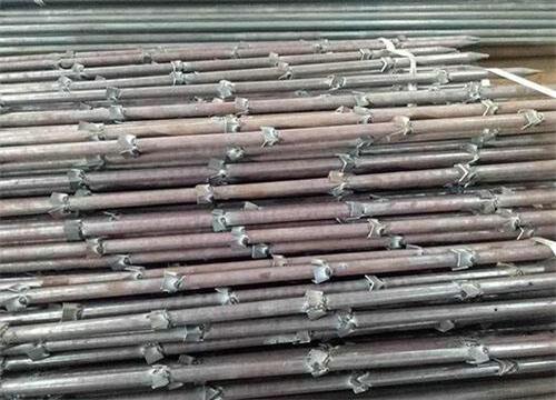 石楼隧道钢花管